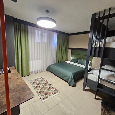 פרישטינה Hotel Kika מראה חיצוני תמונה